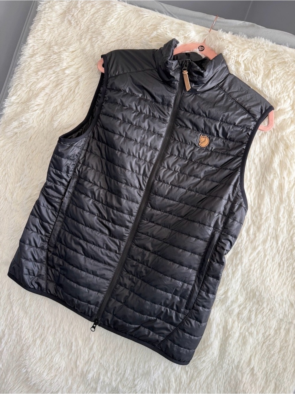 FjallRaven Womens Abisko Padded Vest Size L Black Lightweight Puffer Gorpcore